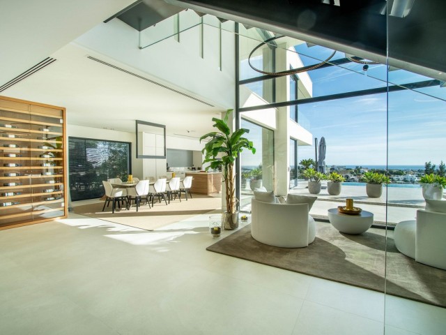 5 Soveroms Villa i Benahavís