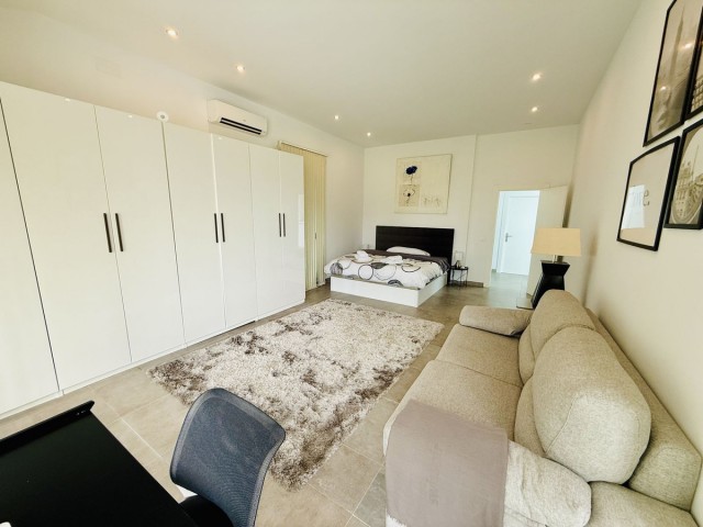 3 Soveroms Villa i Benahavís