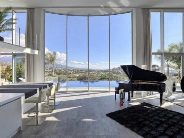 3 Makuuhuoneen Huvila Benahavís