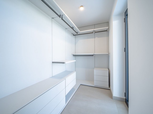 4 Soveroms Leilighet i Carvajal