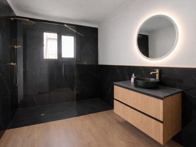 4 Bedrooms Villa in Mijas Costa