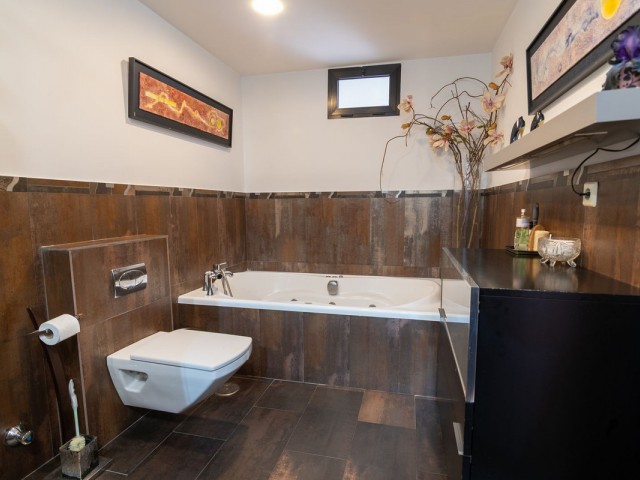 3 Schlafzimmer Reihenhaus in Estepona