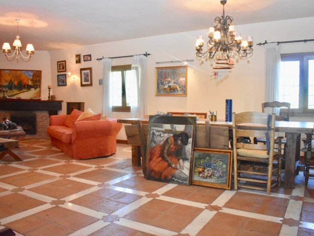 4 Bedrooms Villa in La Cala de Mijas