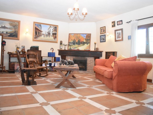 4 Bedrooms Villa in La Cala de Mijas