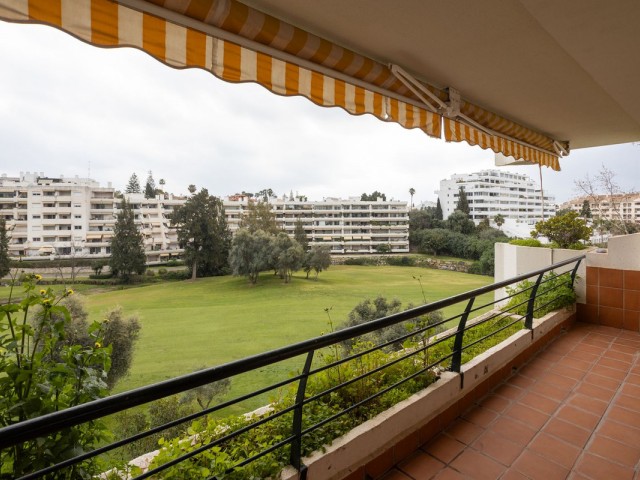 3 Bedrooms Apartment in Guadalmina Alta
