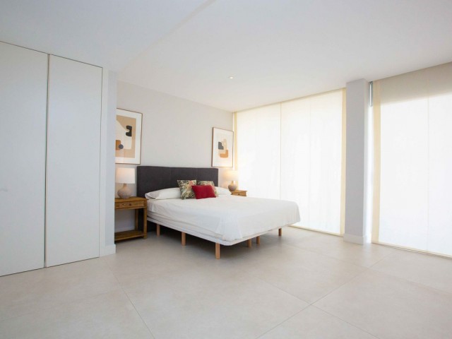 Appartement avec 3 Chambres  à Estepona