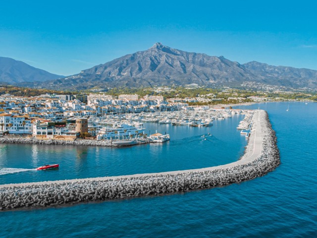 2 Soveroms Leilighet i Puerto Banús