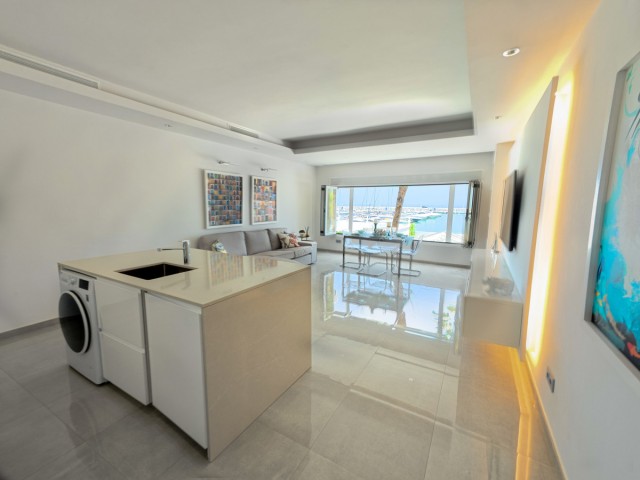 2 Schlafzimmer Apartment in Puerto Banús