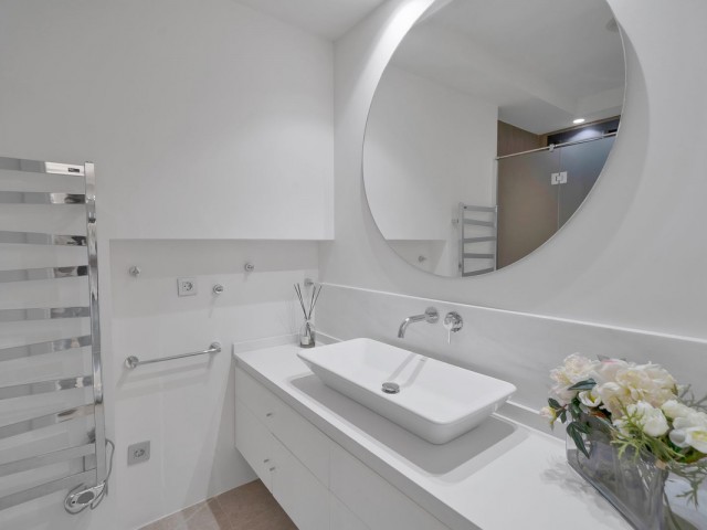 3 Schlafzimmer Apartment in Nueva Andalucía