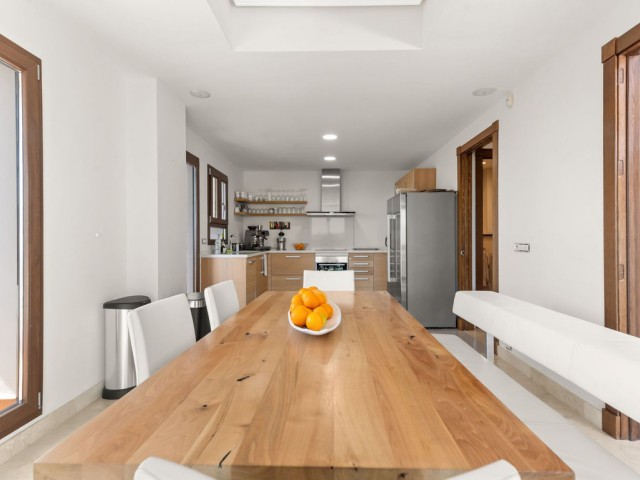 Villa avec 5 Chambres  à Benahavís