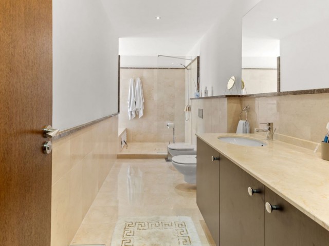 Villa avec 5 Chambres  à Benahavís