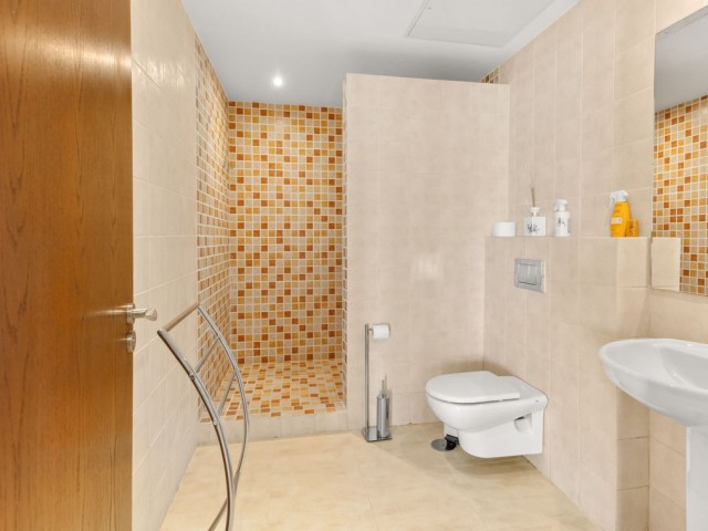 Villa avec 5 Chambres  à Benahavís