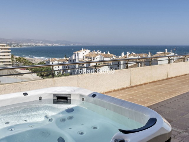 Penthouse, Puerto Banús