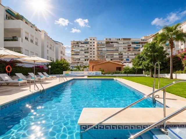 Huoneisto, La Carihuela, R5340154