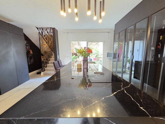 2 Makuuhuoneen Rivitalo Nueva Andalucía