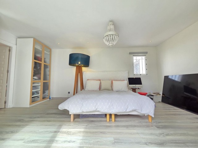 2 Soveroms Rekkehus i Nueva Andalucía