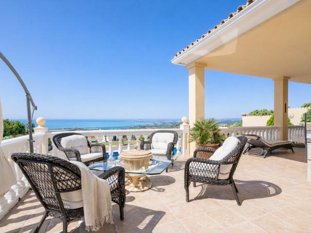 6 Soveroms Villa i Estepona