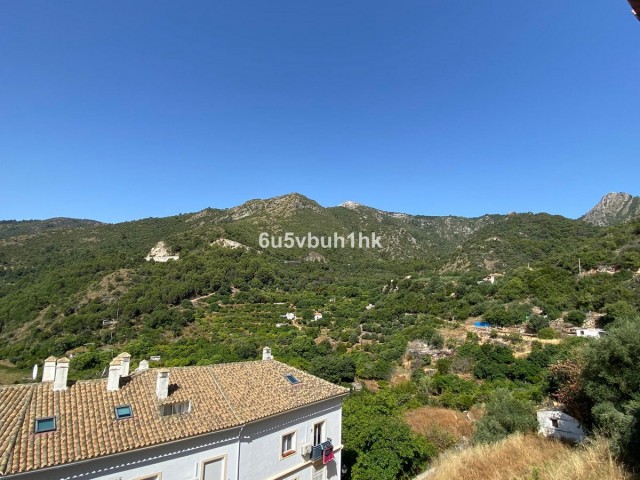 5 Slaapkamer Rijtjeshuis in Ojén