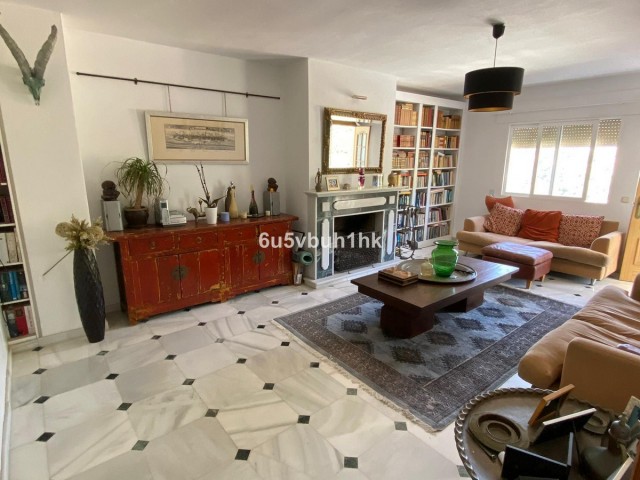 5 Makuuhuoneen Rivitalo Ojén