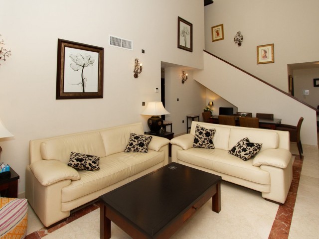 Kattohuoneisto La Mairena - R5316832