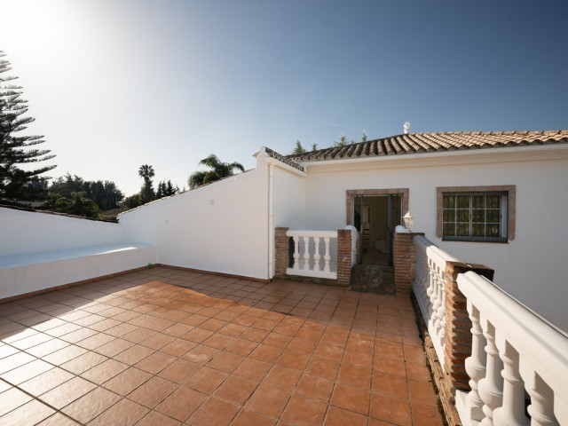 4 Schlafzimmer Villa in Nueva Andalucía