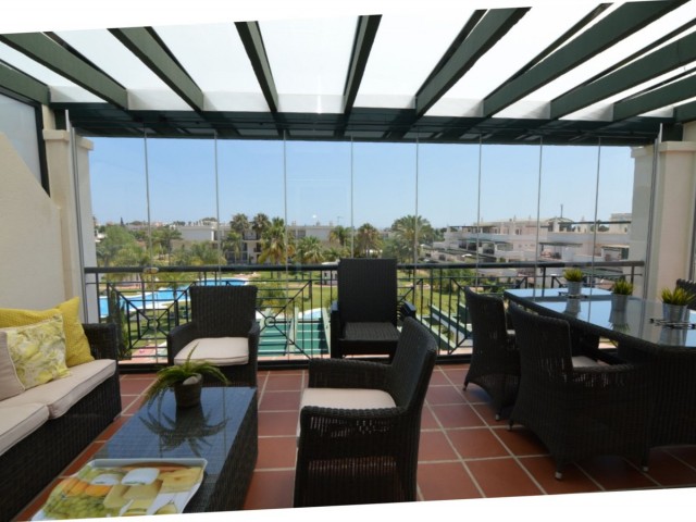 Penthouse in Nueva Andalucía