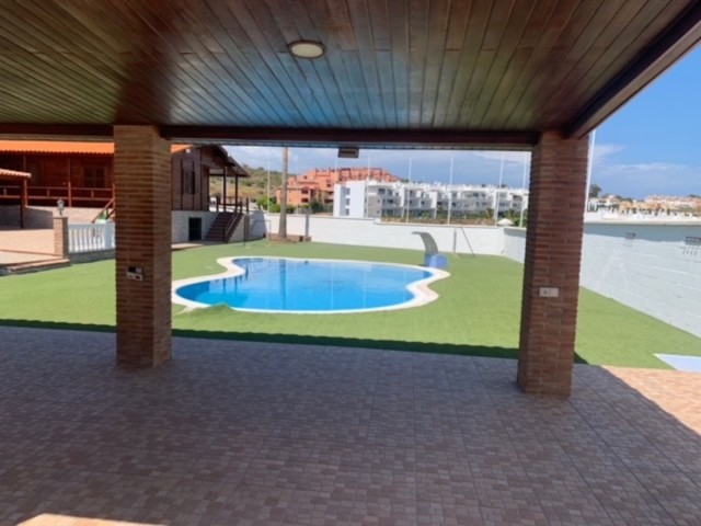 4 Makuuhuoneen Huvila San Roque