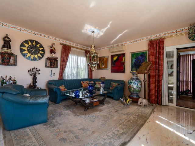 4 Slaapkamer Villa in Torremuelle