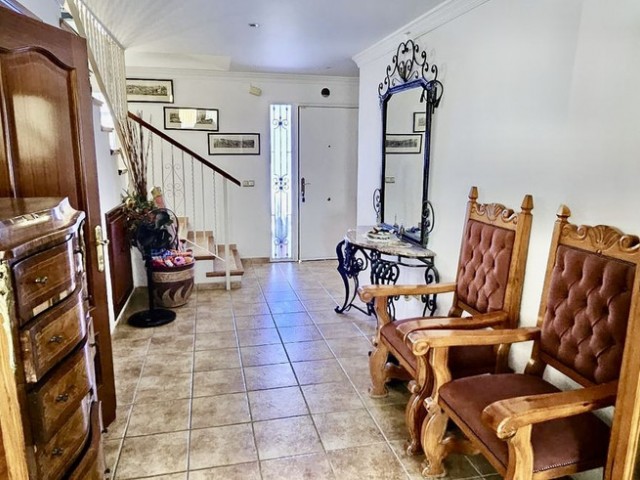6 Schlafzimmer Villa in Alhaurín de la Torre