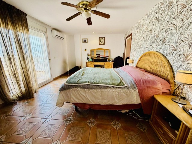6 Schlafzimmer Villa in Alhaurín de la Torre