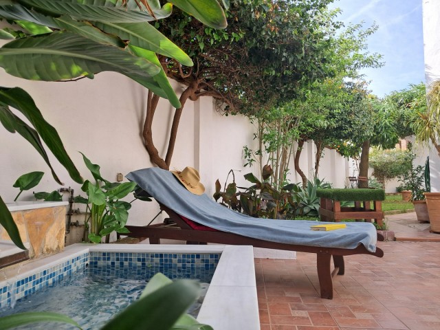 4 Sovrums Villa i Estepona