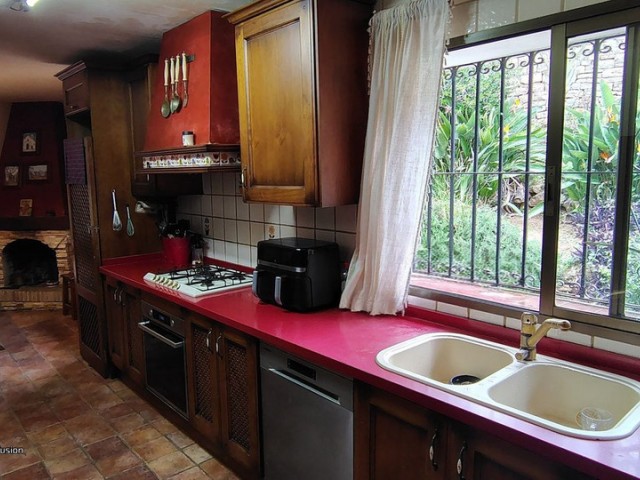 3 Makuuhuoneen Huvila Río Real