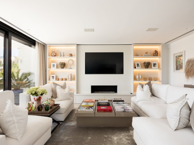 4 Schlafzimmer Villa in Nueva Andalucía