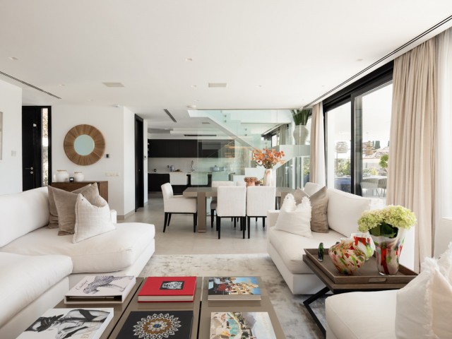 4 Schlafzimmer Villa in Nueva Andalucía