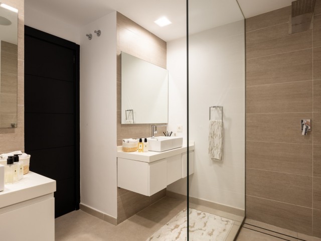 4 Schlafzimmer Villa in Nueva Andalucía