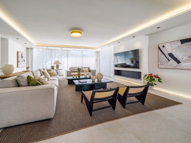 5 Schlafzimmer Villa in Nueva Andalucía