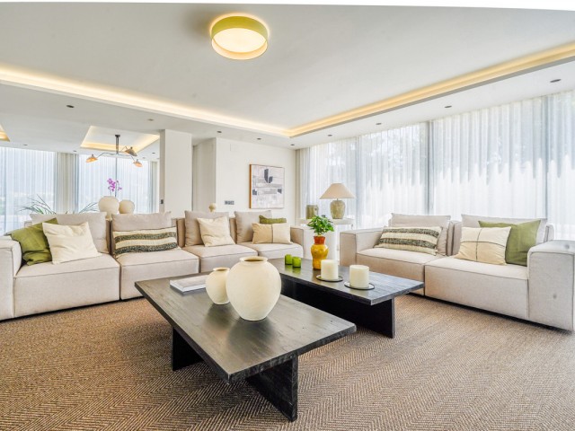 5 Schlafzimmer Villa in Nueva Andalucía