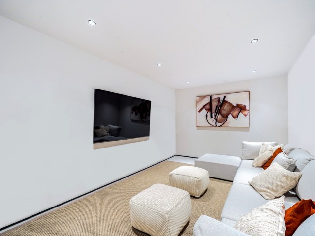 5 Schlafzimmer Villa in Nueva Andalucía