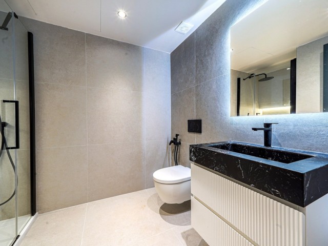 5 Schlafzimmer Villa in Nueva Andalucía