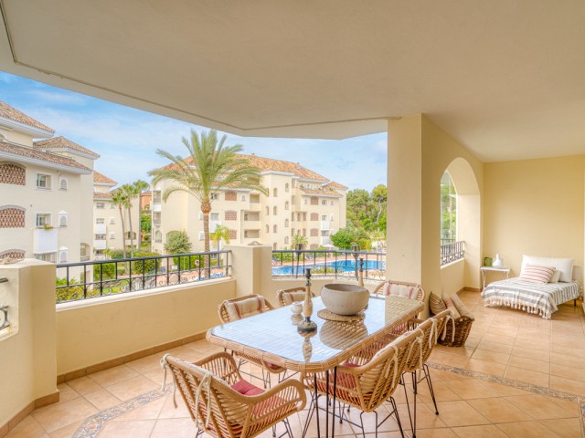 Appartement avec 2 Chambres  à Elviria