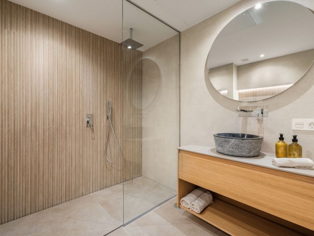 2 Schlafzimmer Apartment in Nueva Andalucía