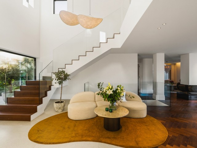 6 Schlafzimmer Villa in Nueva Andalucía