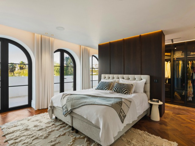 6 Schlafzimmer Villa in Nueva Andalucía