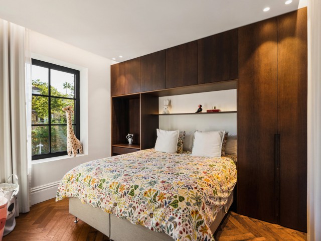 6 Schlafzimmer Villa in Nueva Andalucía