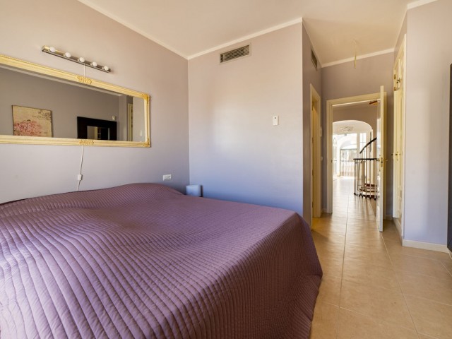 4 Makuuhuoneen Rivitalo Torreblanca