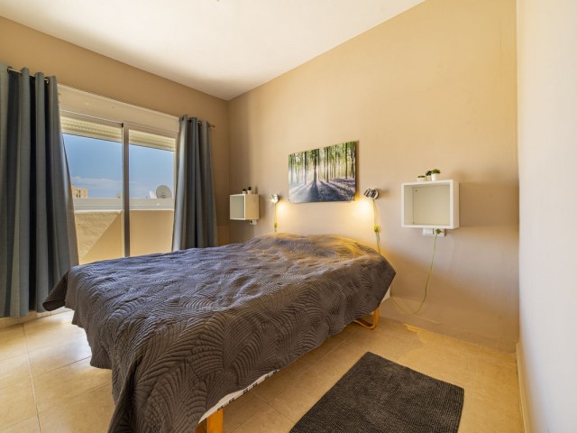 4 Makuuhuoneen Rivitalo Torreblanca