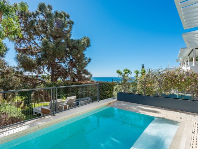 Maison mitoyenne avec 3 Chambres  à Cabopino