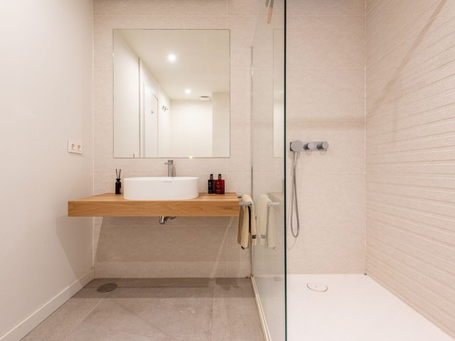 Maison mitoyenne avec 3 Chambres  à Cabopino