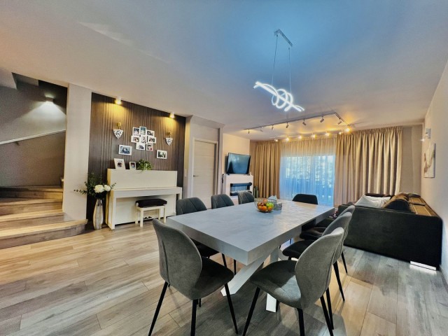 3 Schlafzimmer Reihenhaus in Estepona