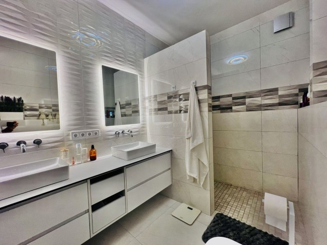 3 Schlafzimmer Reihenhaus in Estepona